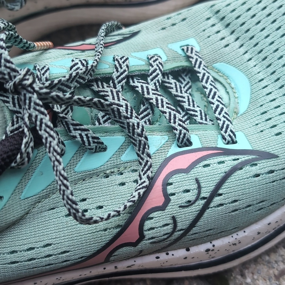 Saucony Endorphin Speed 3 Running Shoes - Picture 9 of 10